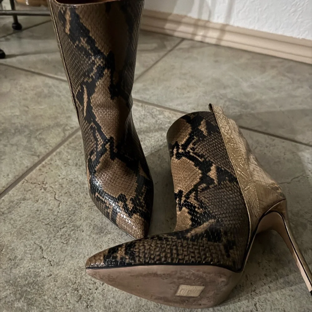 Paris Texas Tan/Gold Python Stiletto Heels Ankle‎ Boots Size 7.5 EUC